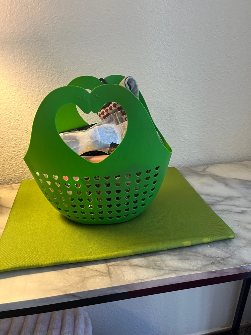 NWT! Green Heart Cutout Storage Basket! Filled with jewelry make-up and more!!!